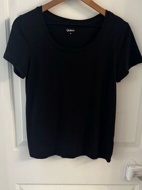 Quince Black Scoop Neck Short Sleeve Tee
